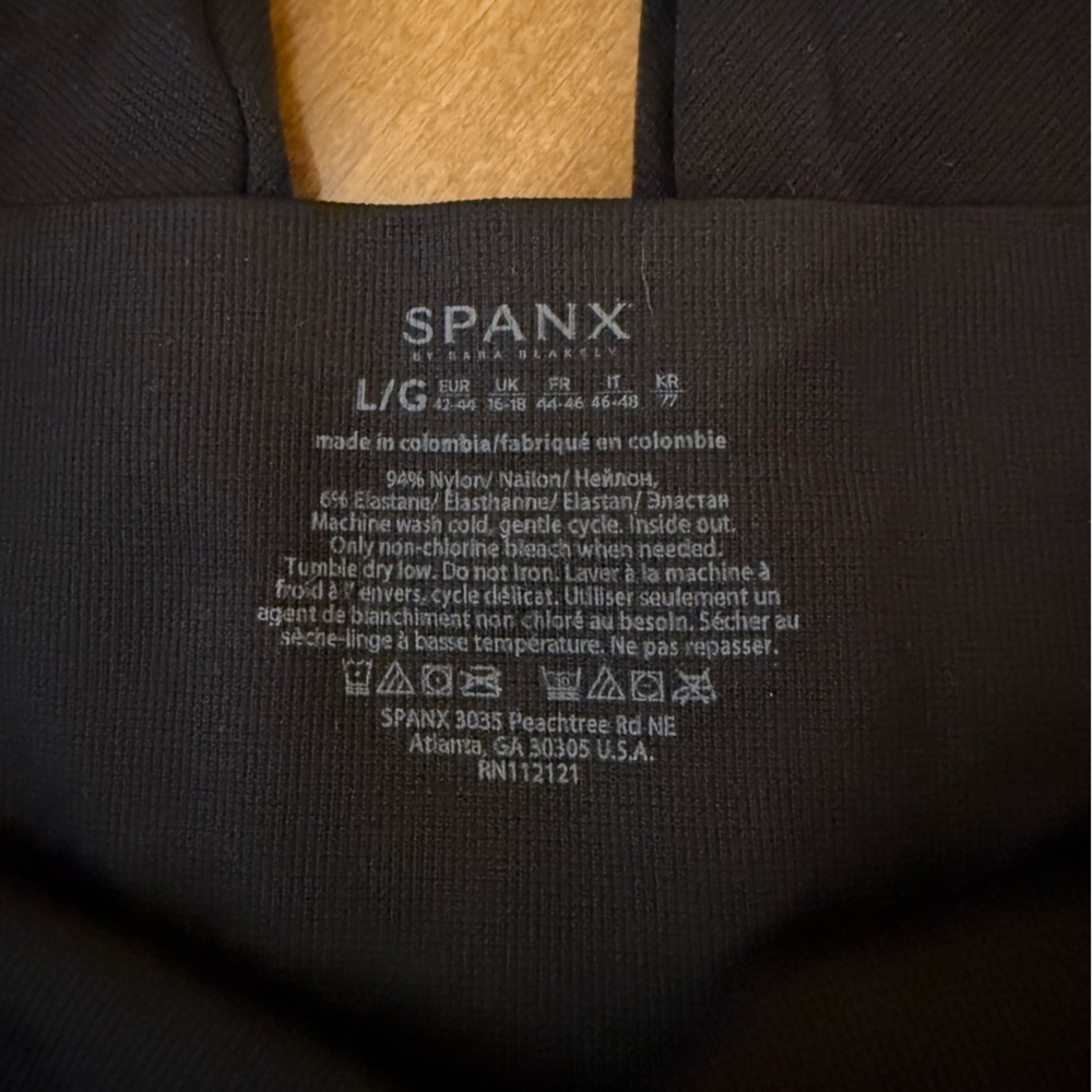SPANX Look At Me Now Black Seamless Leggings Size Large - Picture 6 of 7